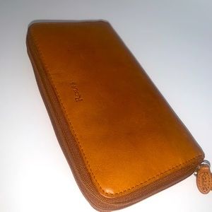 Rolfs leather wallet